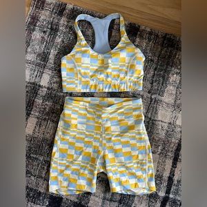 Women’s Outdoor Voices Work Out Set